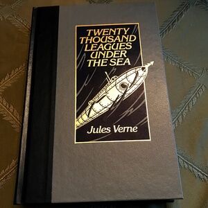 Reader’s Digest Twenty Thousand Leagues Under the Sea book